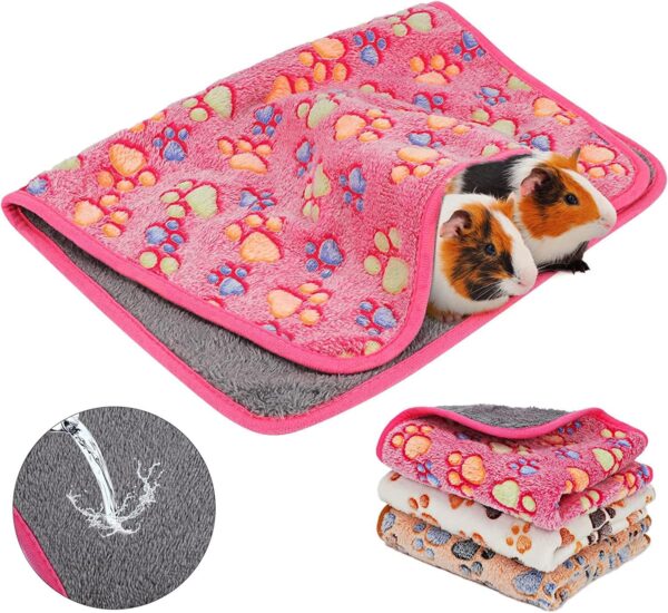 HYLYUN Waterproof Guinea Pig Blankets, 3 Pack Washable Small Animal Fleece Cage Liners Pet Soft Sleep Mat Cover Warm Flannel Throw for Hamster Rabbit Chinchilla Hedgehog Ferret (60 * 40cm)